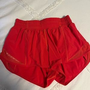 Lululemon Hotty Hot shorts